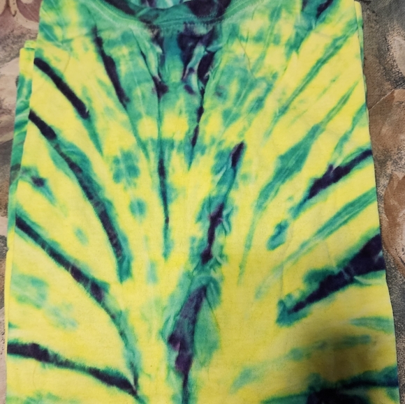 2X Professionally Tie-Dyed Shirt - Picture 2 of 3